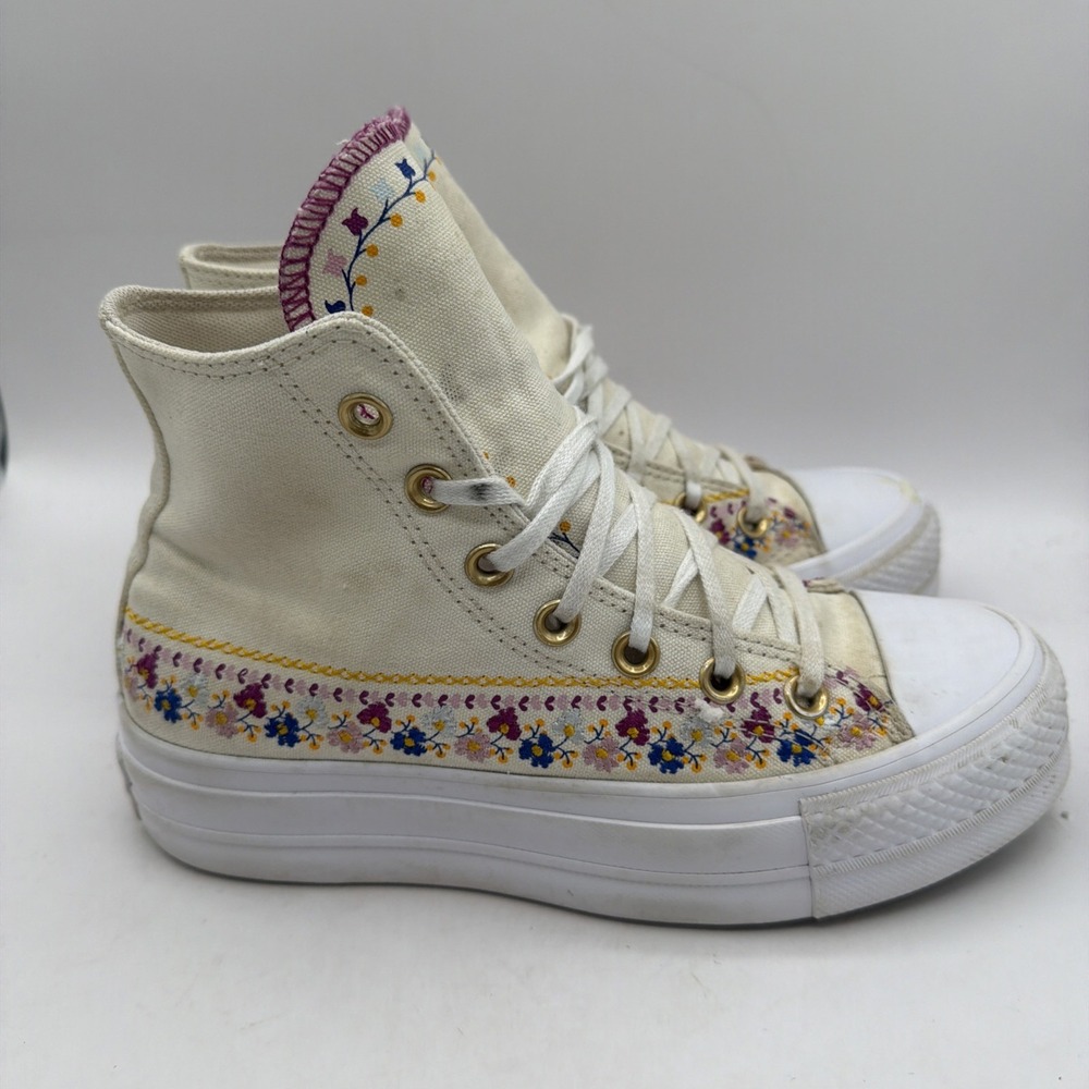 Converse Women's Chuck Taylor All Star Lift Free Spirit Platform High Tops, Sz 6